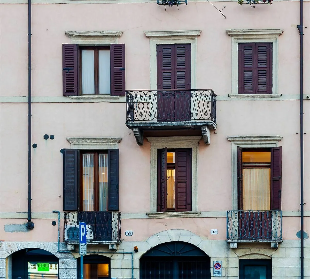 Casa Castelvecchio Apartment Verona 0*,  Italy
